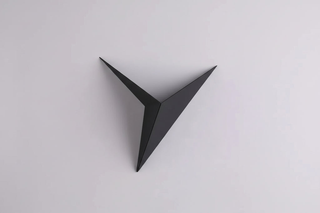 black / Cool White(5500-7000K) Applique murale triangle led