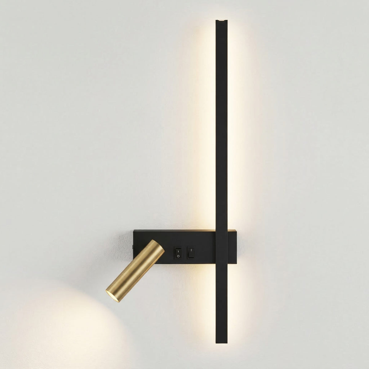 MODÈLE 2 DROITE, Hauteur 50 CM, Ø barre 1,6 CM, Spot 10,5 CM, Ø spot 2,8 CM / LUMIÈRE CHAUDE (2700-3500K) / NOIR Liseuse applique murale