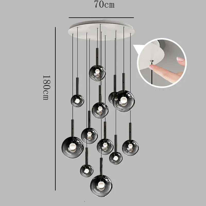 12 / LUMIÈRE CHAUDE Lustre boule en verre noir plafond haut